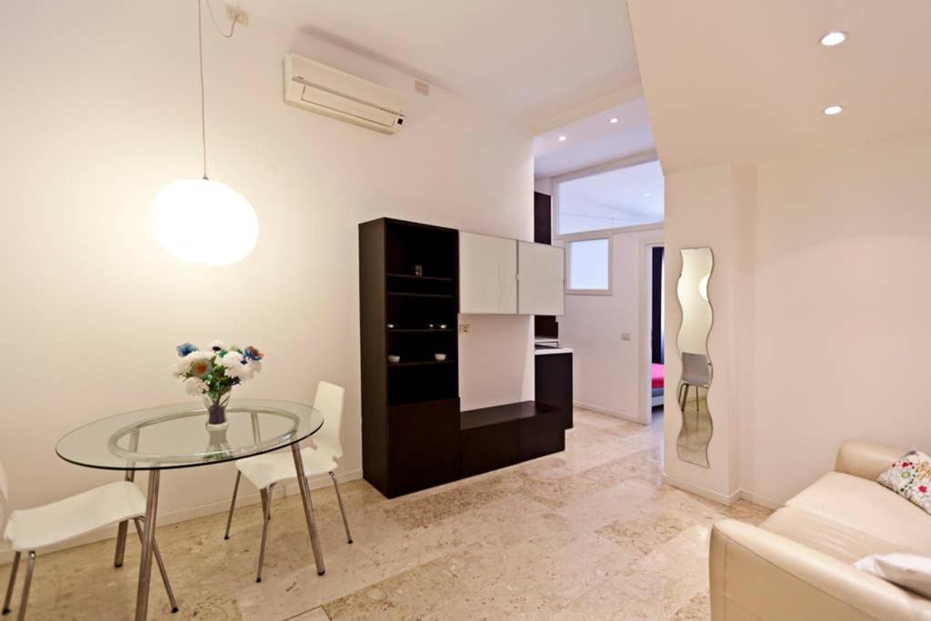 Milan Downtown - The Flat Appartement Buitenkant foto